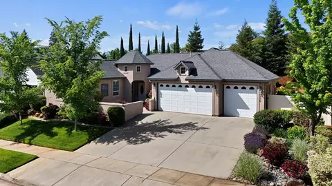 3776 Mario Ave, Redding, CA 96001
