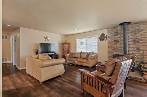 7102 Bohn Blvd, Anderson, CA 96007 photo 5
