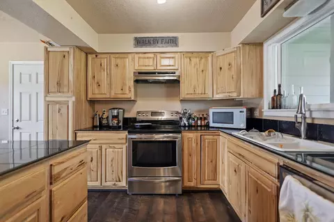 7102 Bohn Blvd, Anderson, CA 96007 photo 7