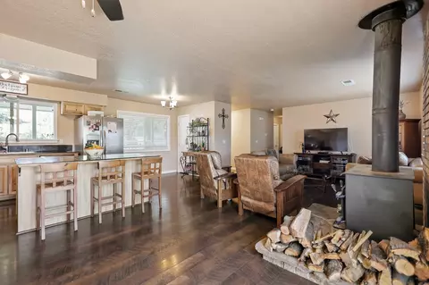 7102 Bohn Blvd, Anderson, CA 96007 photo 10