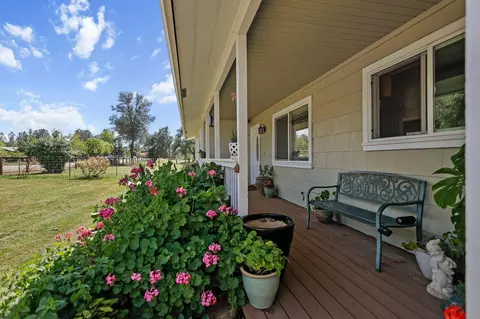7102 Bohn Blvd, Anderson, CA 96007 photo 2