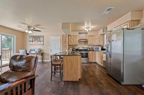 7102 Bohn Blvd, Anderson, CA 96007 photo 11