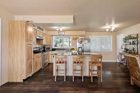 7102 Bohn Blvd, Anderson, CA 96007 photo 9