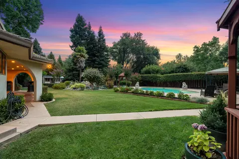 Exterior - 2535 Phil Ct, Redding, CA 96002 photo 8 of 19