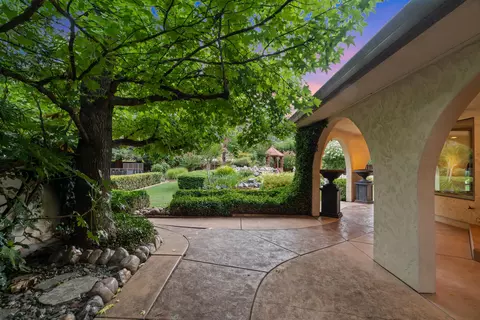 Exterior - 2535 Phil Ct, Redding, CA 96002 photo 18 of 19