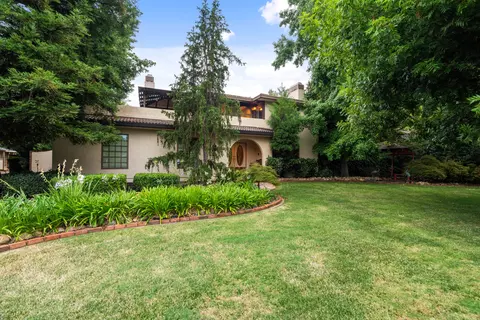 Exterior - 2535 Phil Ct, Redding, CA 96002 photo 2 of 19