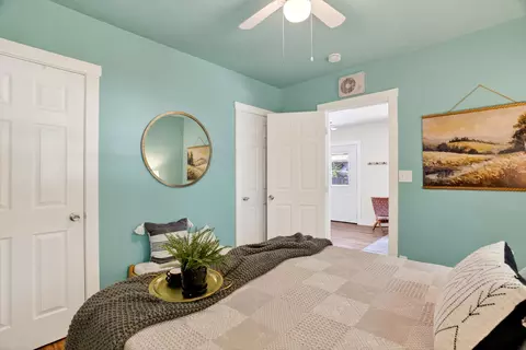 Bedroom - 2252 Waldon St, Redding, CA 96001 photo 2 of 5