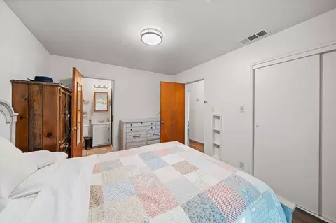 Bedroom - 2986 Yana Ave, Redding, CA 96002 photo 2 of 6