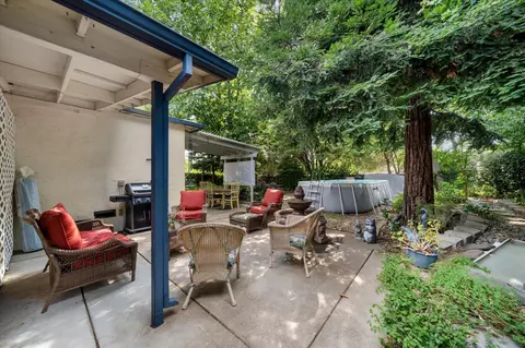 Exterior - 2986 Yana Ave, Redding, CA 96002 photo 3 of 18