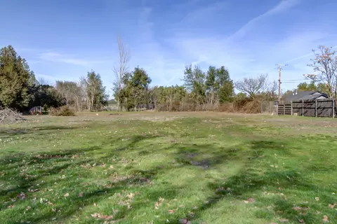 20882 Fig Tree Ln, Redding, CA 96002 photo 6