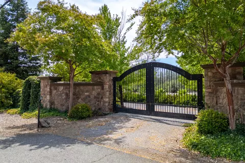 7891 Placer Rd, Redding, CA 96001 photo 1