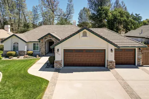 5537 Indianwood Dr, Redding, CA 96001