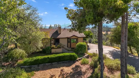 19924 Woodchuck Trl, Redding, CA 96003 photo 4
