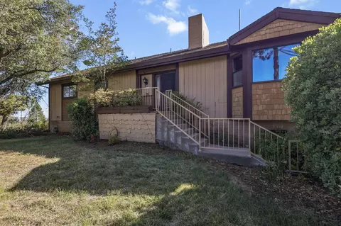 19924 Woodchuck Trl, Redding, CA 96003 photo 8