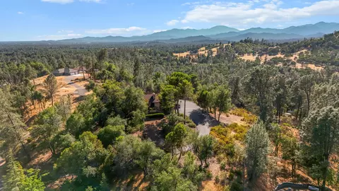 19924 Woodchuck Trl, Redding, CA 96003 photo 61