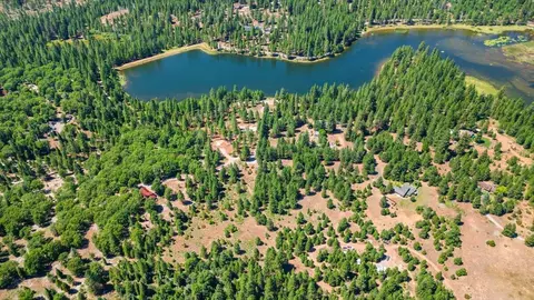 8000 Osprey Ln, Weed, CA 96094 photo 3