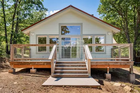 8000 Osprey Ln, Weed, CA 96094 photo 7