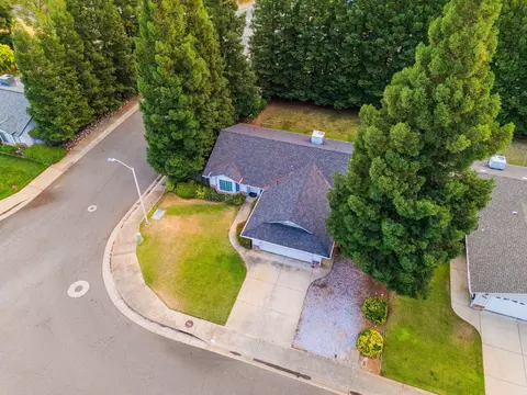 3298 Forest Homes Dr, Redding, CA 96003 photo 3