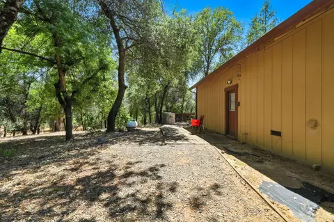 19759 Sweetwater Trl, Redding, CA 96003 photo 41