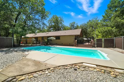 19759 Sweetwater Trl, Redding, CA 96003 photo 37