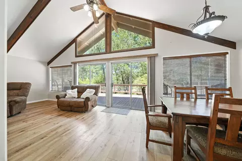 19759 Sweetwater Trl, Redding, CA 96003 photo 7