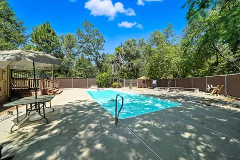 19759 Sweetwater Trl, Redding, CA 96003 photo 32