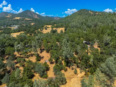 19759 Sweetwater Trl, Redding, CA 96003 photo 66