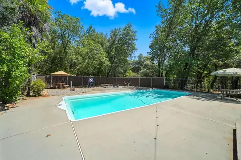 19759 Sweetwater Trl, Redding, CA 96003 photo 29