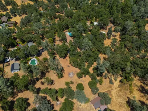 19759 Sweetwater Trl, Redding, CA 96003 photo 65