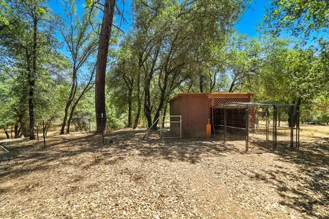 19759 Sweetwater Trl, Redding, CA 96003 photo 49