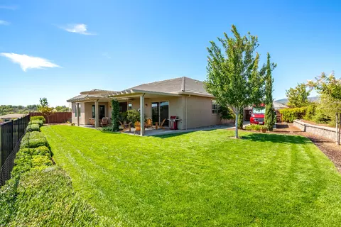Exterior - 875 Wind Cove Dr, Redding, CA 96001 photo 9 of 15