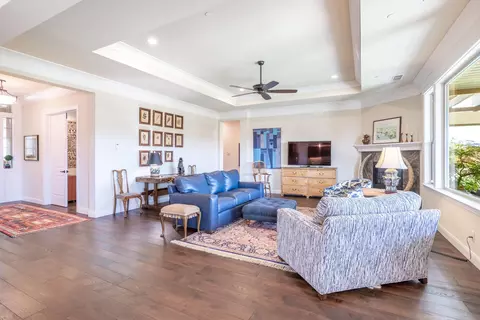 Living - 875 Wind Cove Dr, Redding, CA 96001 photo 1 of 3