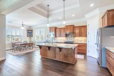 Kitchen - 875 Wind Cove Dr, Redding, CA 96001 photo 1 of 2