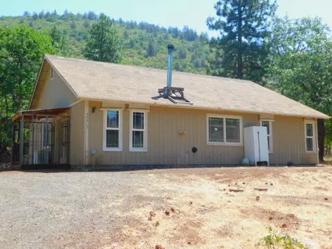 30315 Day Rd, Mcarthur, CA 96056