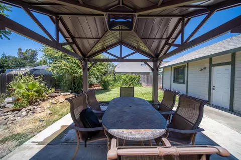 Exterior - 2680 Oriole Dr, Red Bluff, CA 96080 photo 11 of 13