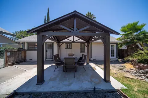 Exterior - 2680 Oriole Dr, Red Bluff, CA 96080 photo 9 of 13