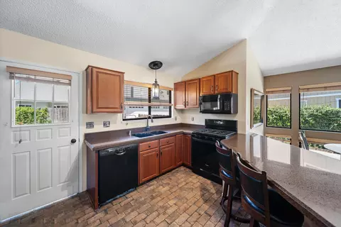 Kitchen - 2680 Oriole Dr, Red Bluff, CA 96080 photo 2 of 4