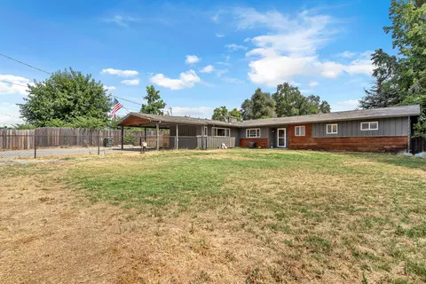 6849 W Waverly Ave, Redding, CA 96001
