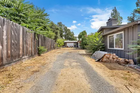 6849 W Waverly Ave, Redding, CA 96001 photo 41