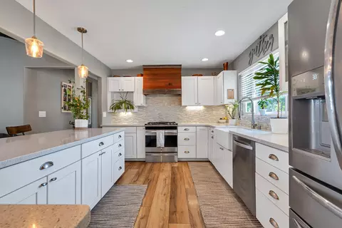 6849 W Waverly Ave, Redding, CA 96001 photo 6