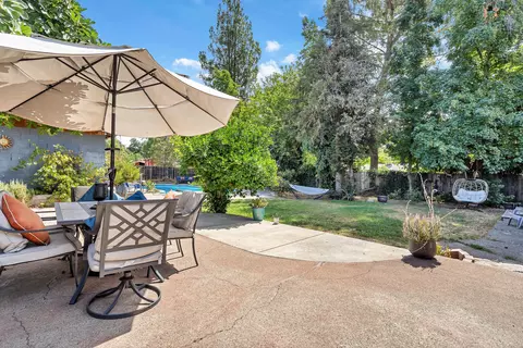 6849 W Waverly Ave, Redding, CA 96001 photo 32