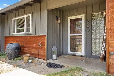 6849 W Waverly Ave, Redding, CA 96001 photo 3