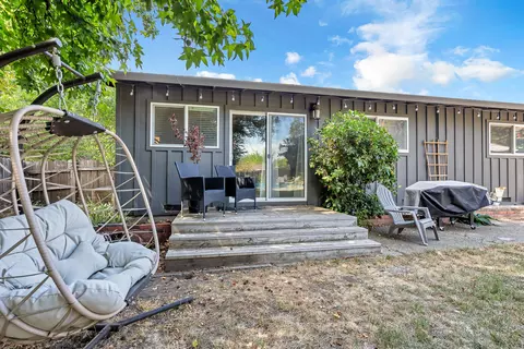 6849 W Waverly Ave, Redding, CA 96001 photo 29