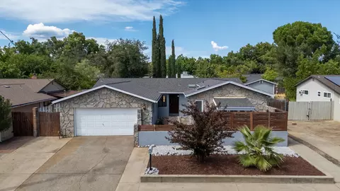 2352 Jonquil Way, Redding, CA 96002