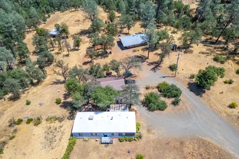 17956 58 New Riders Way, Anderson, CA 96007