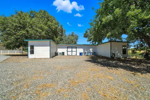 Exterior - 10750 Dixie Rd, Red Bluff, CA 96080 photo 18 of 24
