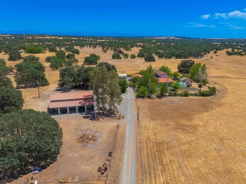 View/Area - 10750 Dixie Rd, Red Bluff, CA 96080 photo 7 of 7