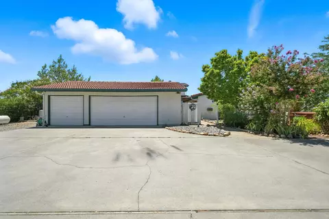 Exterior - 10750 Dixie Rd, Red Bluff, CA 96080 photo 16 of 24
