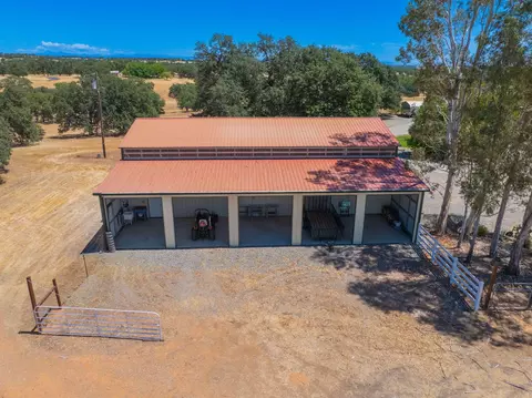 Exterior - 10750 Dixie Rd, Red Bluff, CA 96080 photo 20 of 24