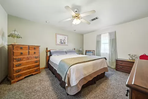 Bedroom - 10750 Dixie Rd, Red Bluff, CA 96080 photo 4 of 4